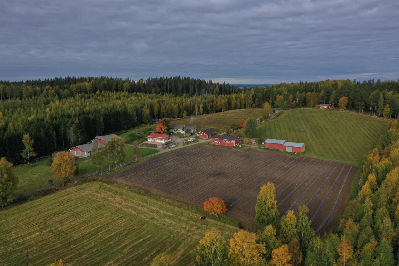 Maatilamatkailu Jaenisvaara Kolinkylä 외부 사진